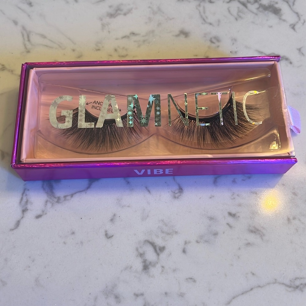 Glamnetic Vibe Lashes